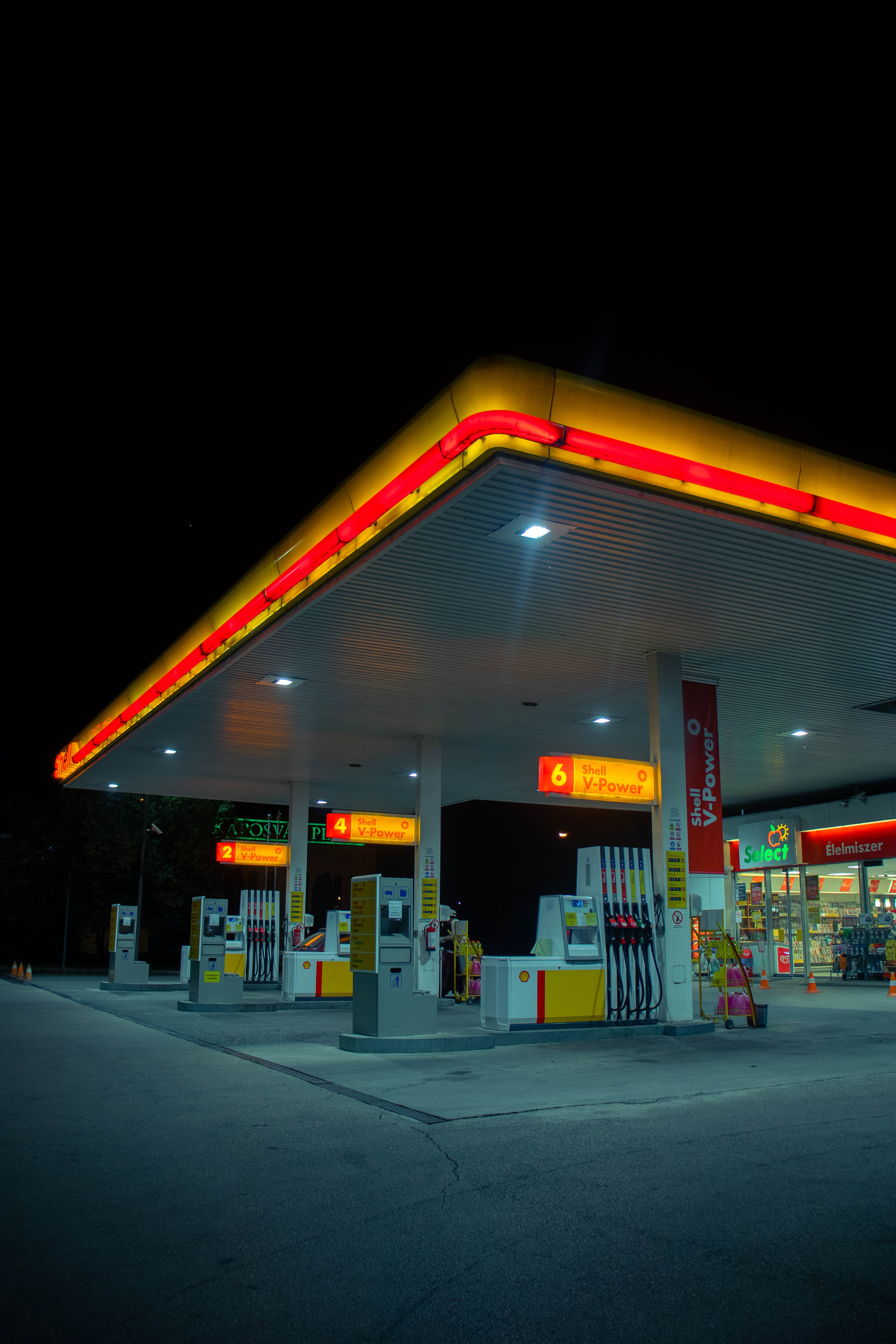 C-STORE, GROCERY & CAR WASH